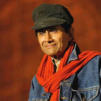 https://www.indiantelevision.com/sites/default/files/styles/340x340/public/images/tv-images/2018/03/10/Dev-Anand_0.jpg?itok=MviuWXqN