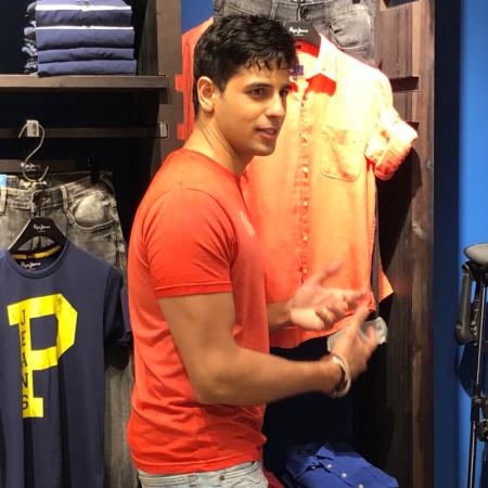 Pepe Jeans launches India centric ad with Siddharth Malhotra | 1 Indian  Television Dot Com